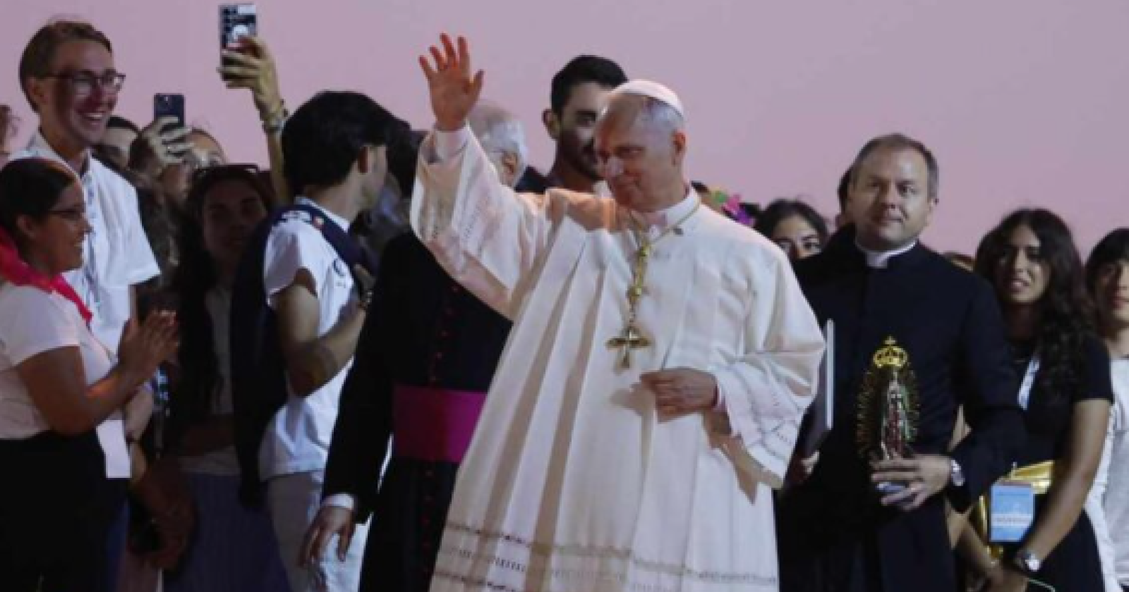 Un milione di giovani a Tor Vergata: Papa Leone invita a non temere la fragilità e a custodire la sete di infinito
