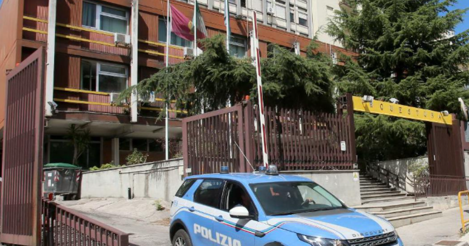 Potenza, licenza sospesa per due locali: alcol a minori e frequentazione di pregiudicati