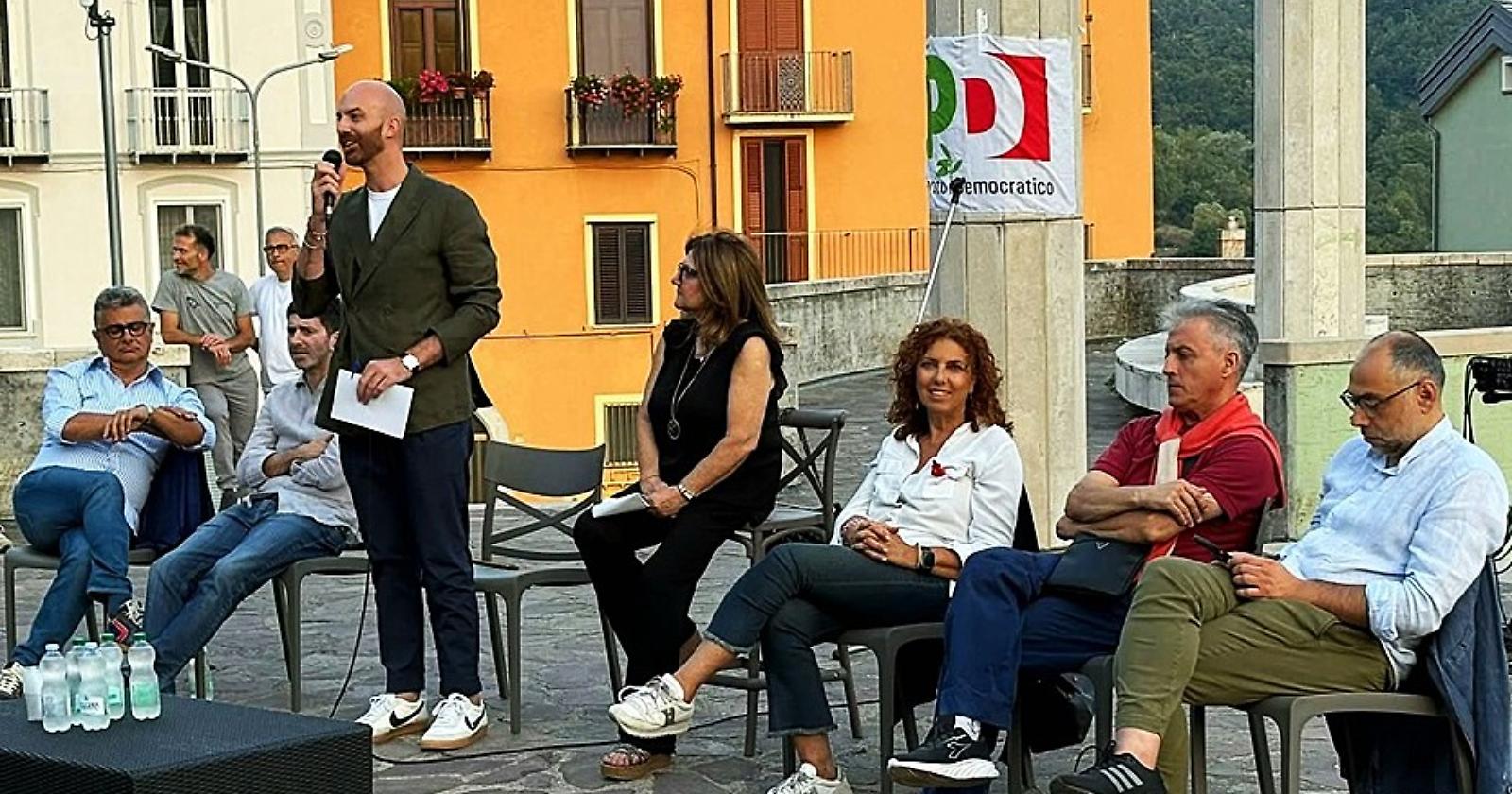 A Lagonegro lo stato maggiore del Pd lucano per l'inaugurazione del circolo dem 