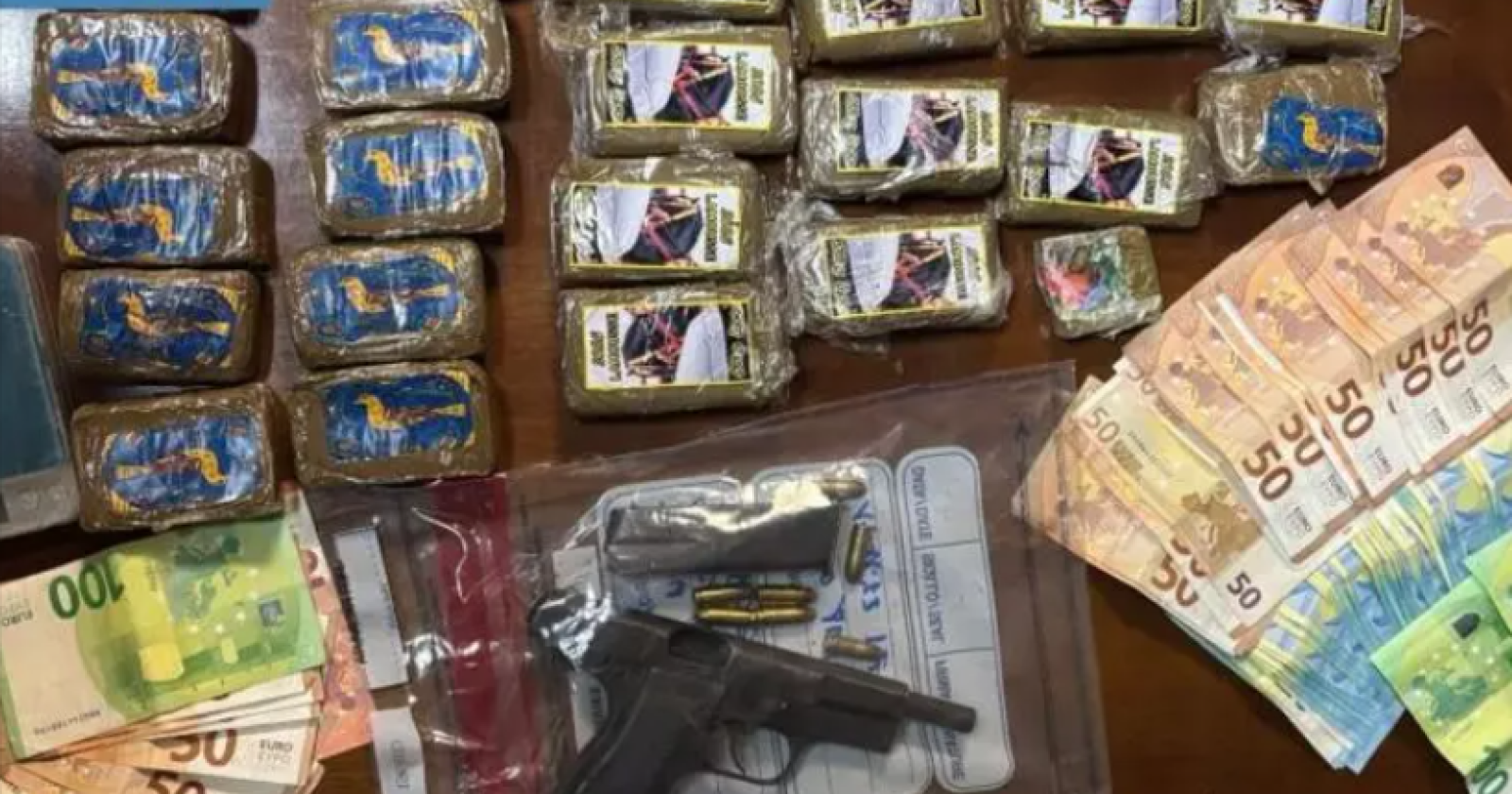 In macchina con droga e una pistola con matricola abrasa: arrestato a Potenza un 48enne