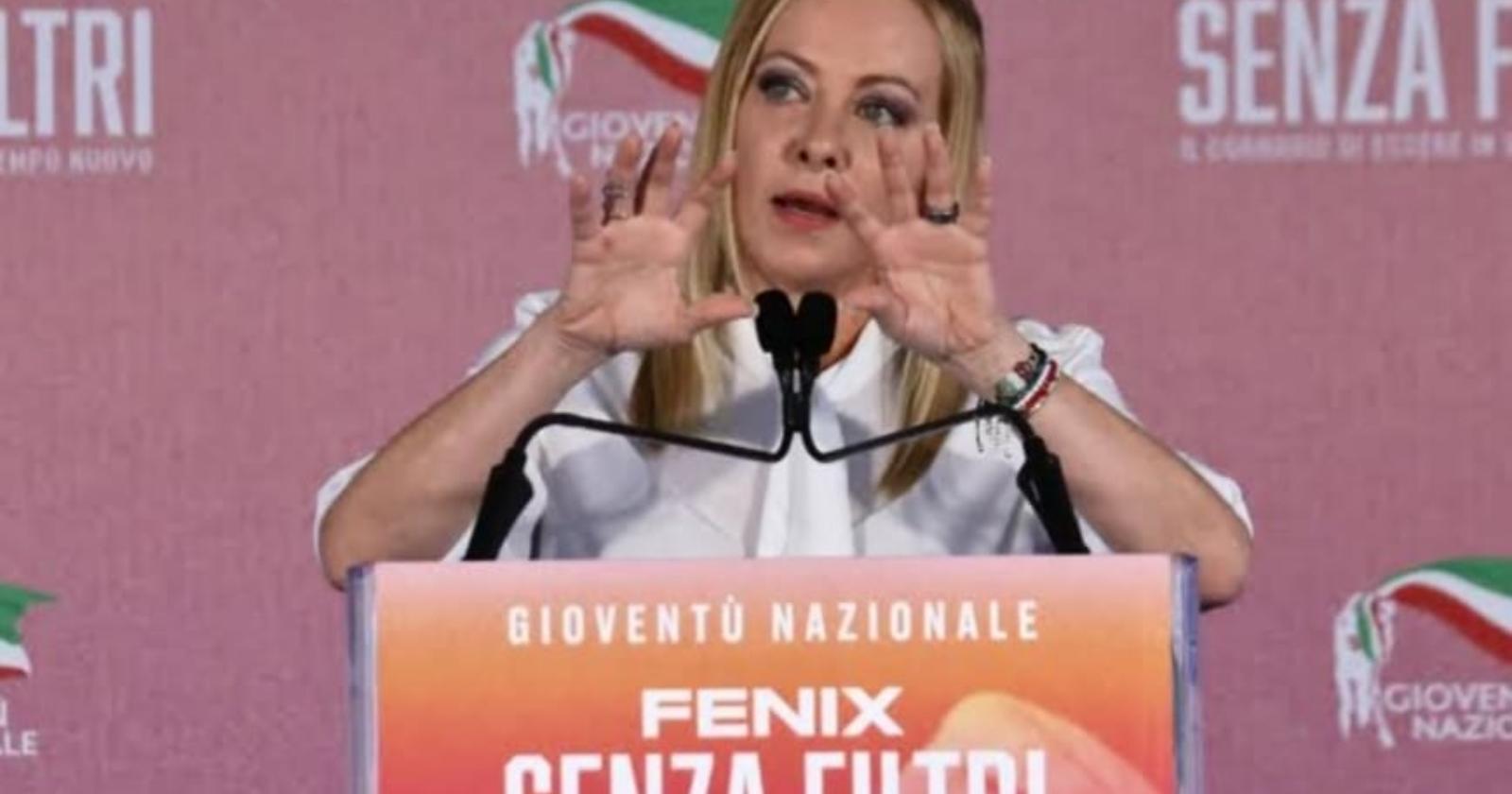 Meloni alla platea di 'Fenix': "La precondizione per qualsiasi libertà è la sicurezza"