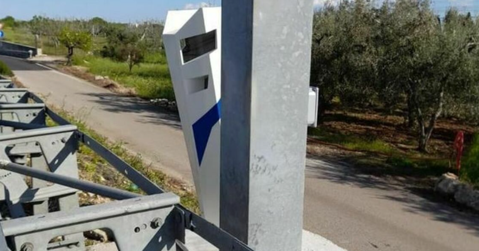 Autovelox, l’odio corre veloce: quando la sicurezza diventa un bancomat