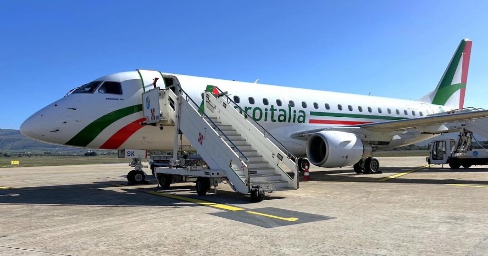 volo per milano bloccato al gino lisa: tre ore di ritardo e un aereo da roma, cresce la sfiducia dei passeggeri