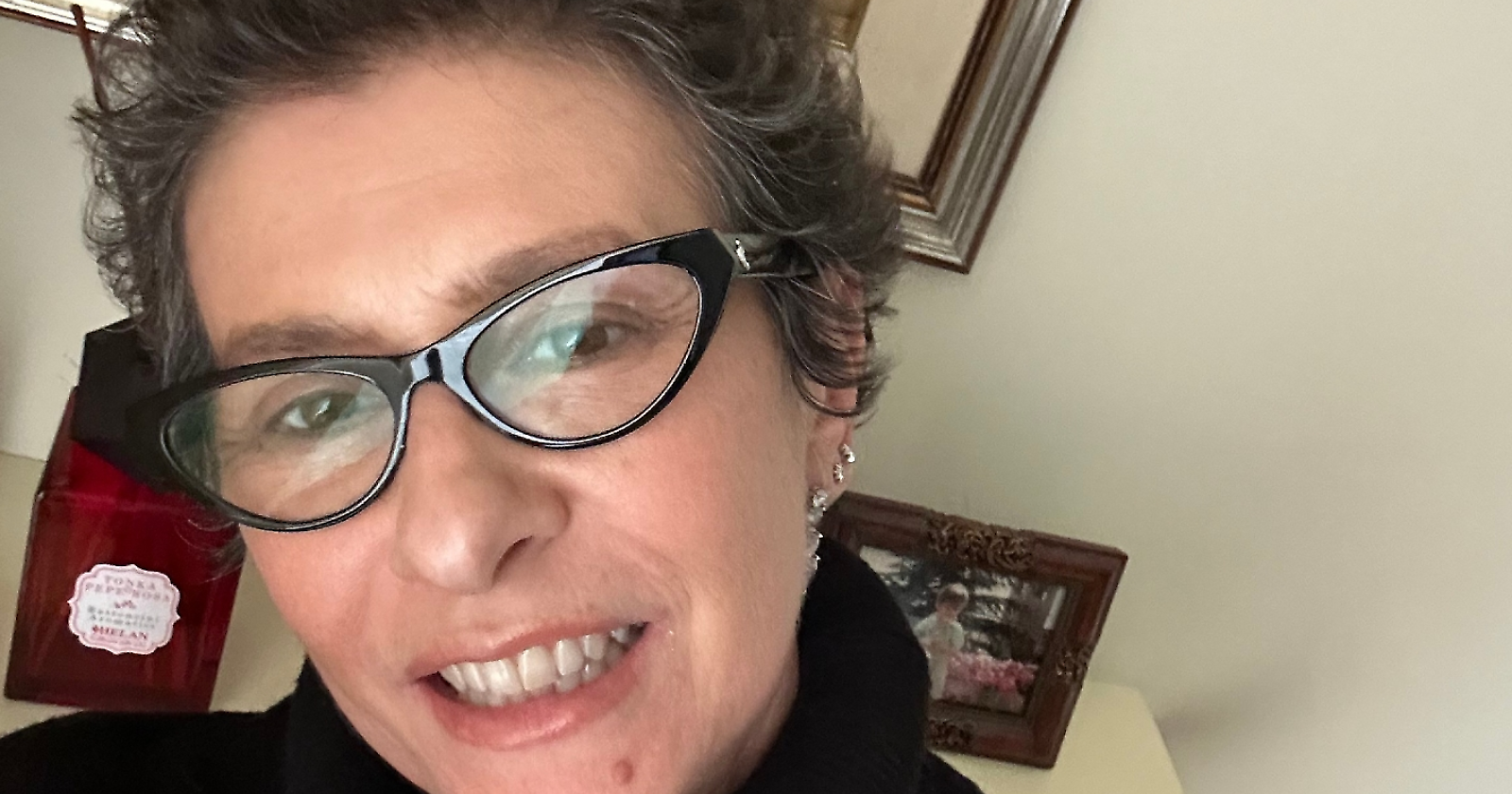 Francesca Sassano premiata a Fabriano per il suo giallo inedito Delitto di mezzanotte