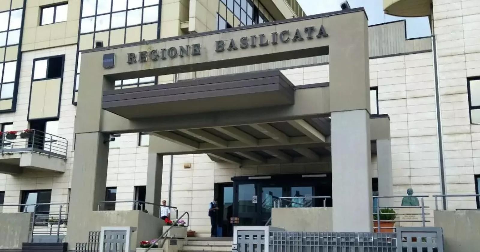 Pubbliche amministrazioni in Basilicata ultime in Italia, peggio fanno solo quelle della Calabria