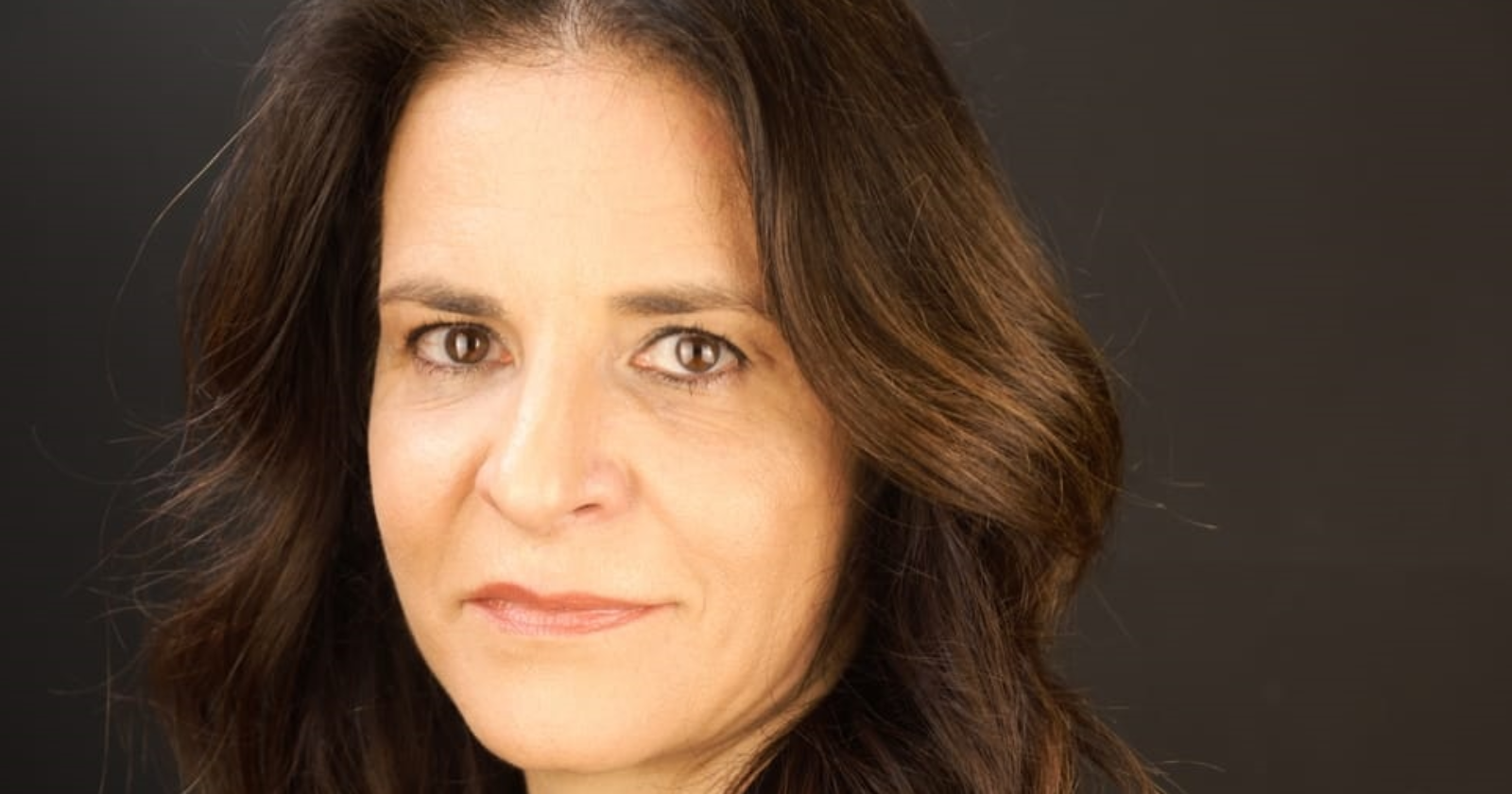 Francesca Cavallone porta a Lavello il suo primo romanzo La figlia conforme