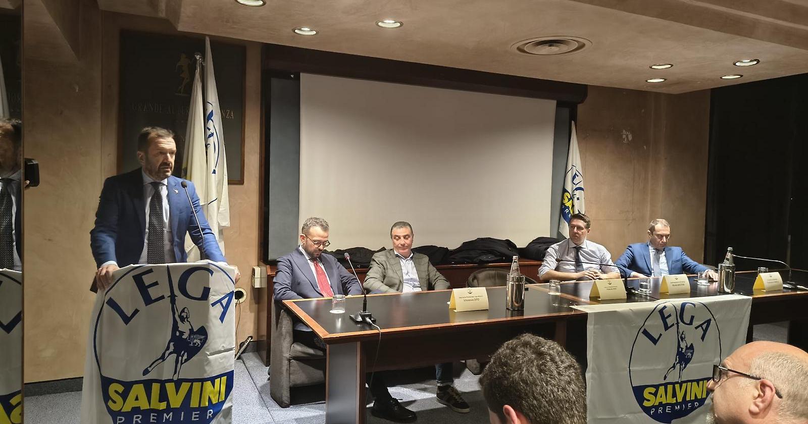 Prezzi all'ingrosso, ancora alte le quotazioni delle fragole: Sabrosa da 4,50 euro/kg, Inspire  5,50 euro/kg