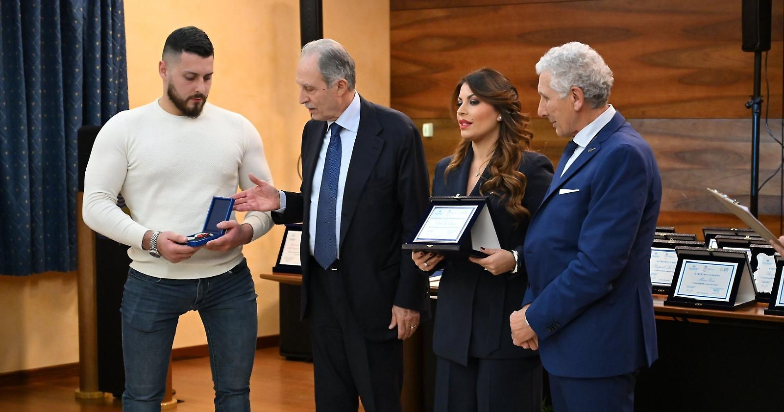 La Basilicata celebra l'eccellenza paralimpica: riconoscimenti agli atleti che si sono distinti "nello sport e nella vita"