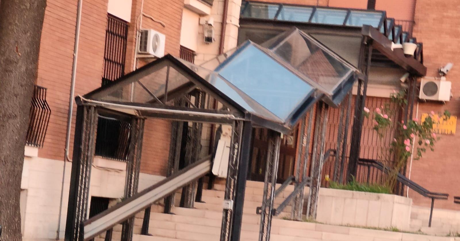 Mozione pentastellata in Consiglio regionale per riaprire i tribunali di Melfi e Pisticci