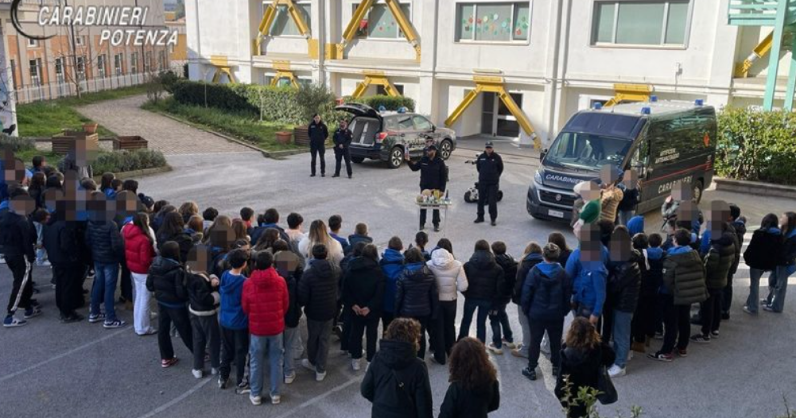 Educazione alla sicurezza: gli artificieri del Comando Provinciale di Potenza incontrano gli studenti del &ldquo;Busciolano&rdquo;