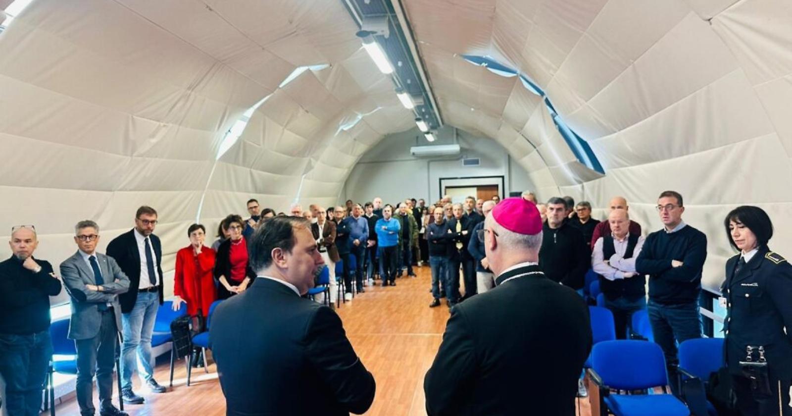 Servizio idrico e valore umano: monsignor Carbonaro incontra i dipendenti di Acquedotto Lucano