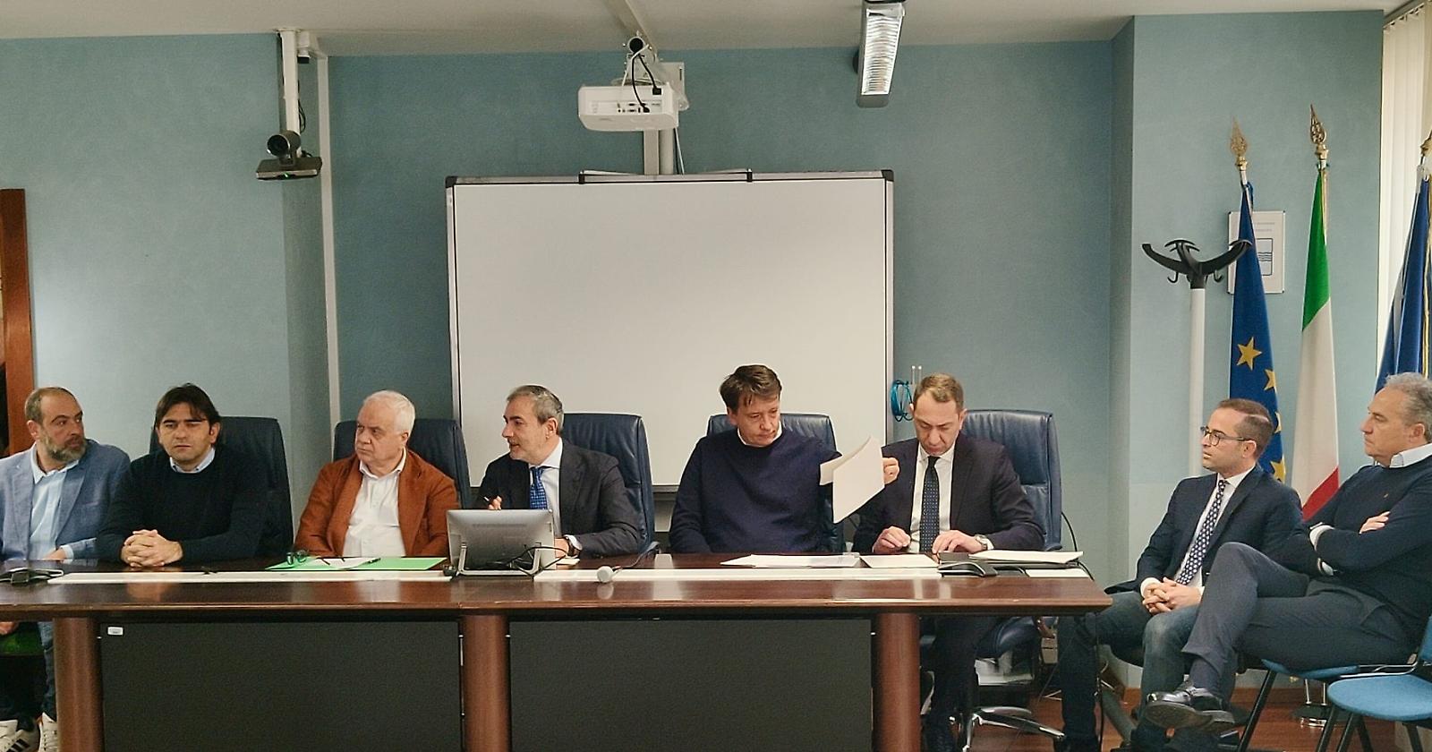 Caos scale mobili di Potenza, Centrodestra unito contro Giuzio: &ldquo;Ha fallito, dovrebbe dimettersi&rdquo;