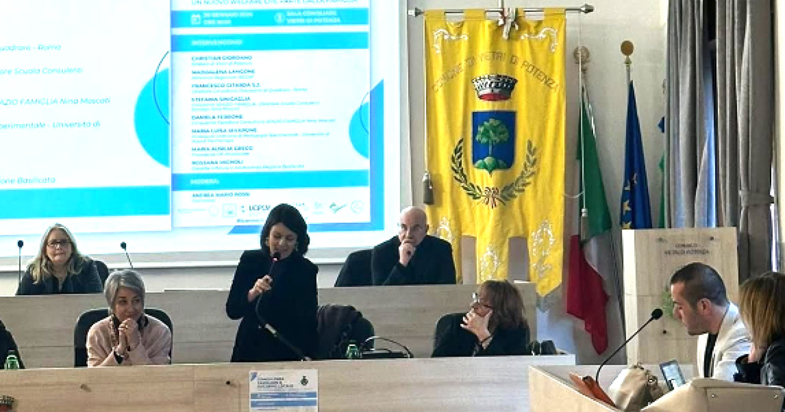 Famiglia ed educazione digitale, il garante Mignoli rilancia il ruolo dei genitori