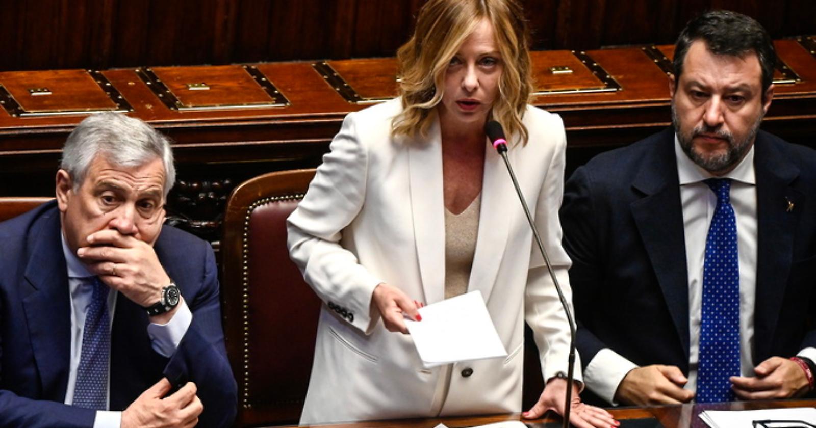 Sondaggi politici: FdI in testa, Pd staccato di 8 punti ma il campo largo incalza