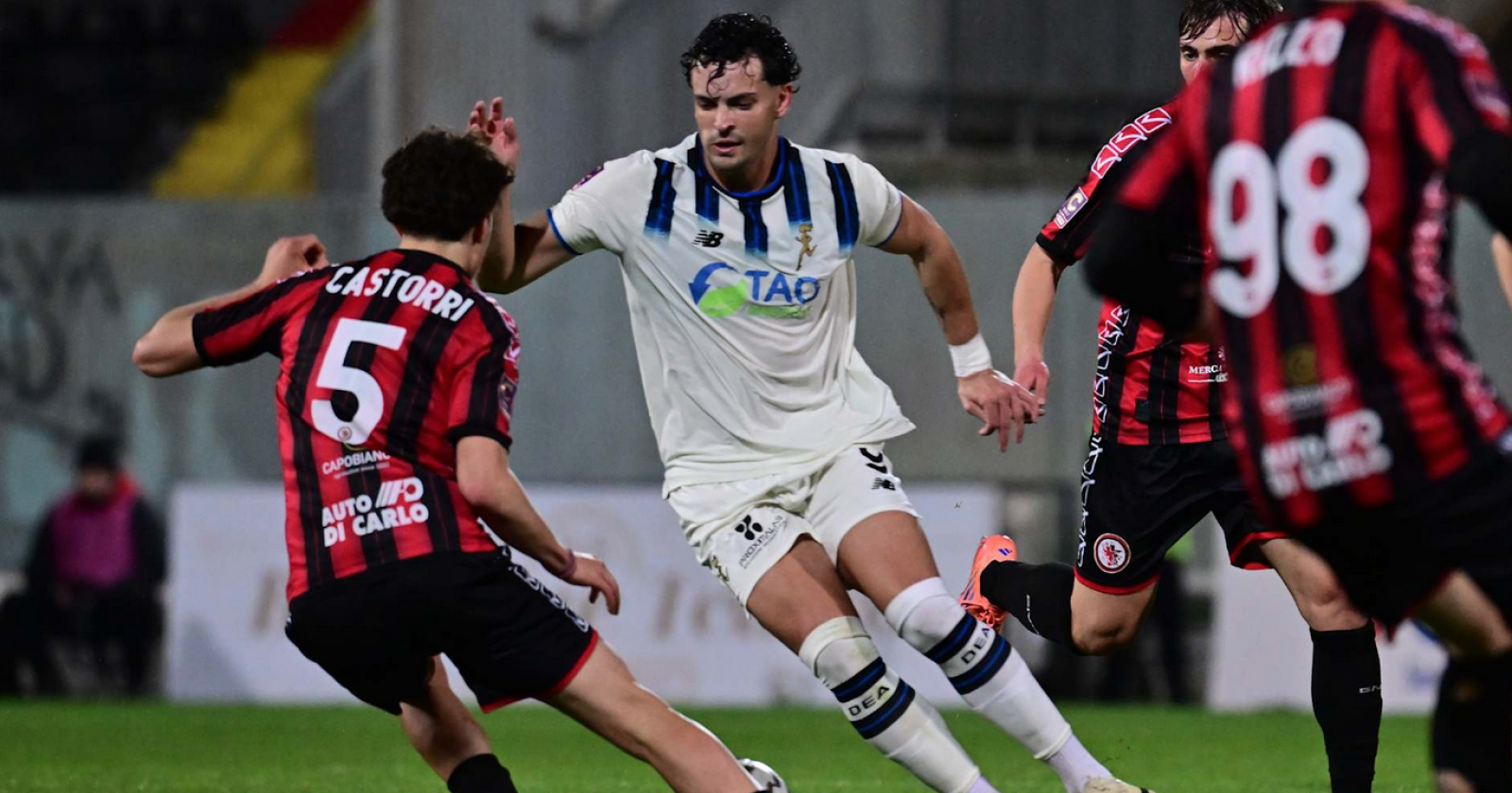 Il Foggia d&agrave; i numeri per il banco-lotto della sfiga: 5, 15, 7 e 22