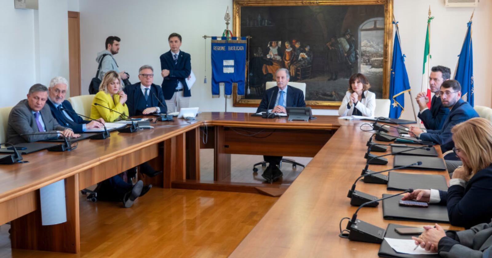 Credito e investimenti, la Basilicata accelera: nuovo protocollo tra Regione e Mediocredito Centrale