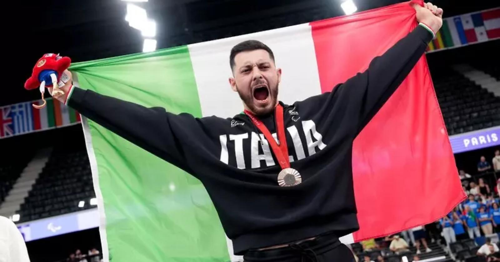 Sollevamento pesi, Telesca campione europeo: la Basilicata celebra il suo gigante