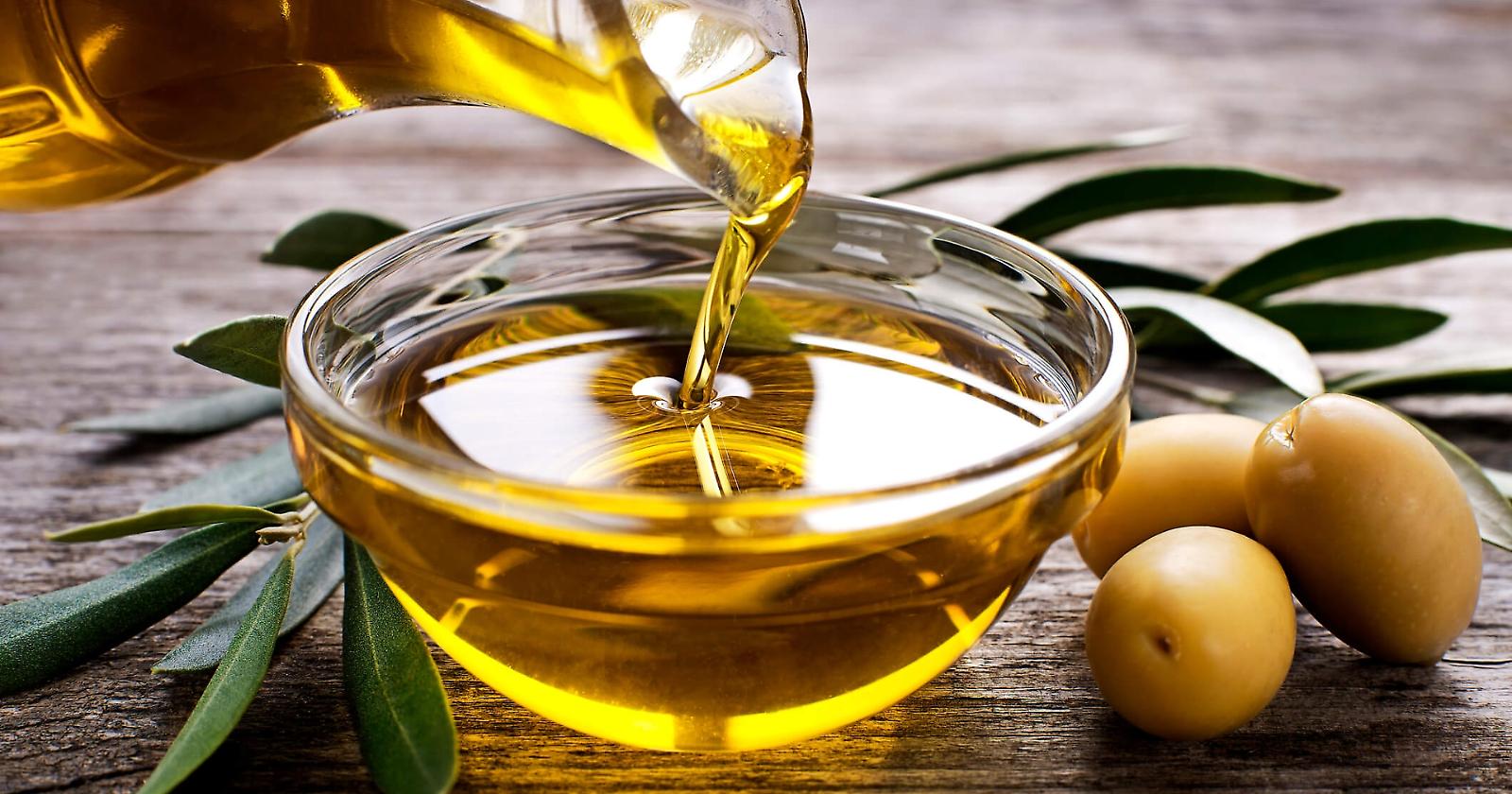 Olio d'oliva: l'oro verde che cura, tra tradizione, salute e ricerca scientifica
