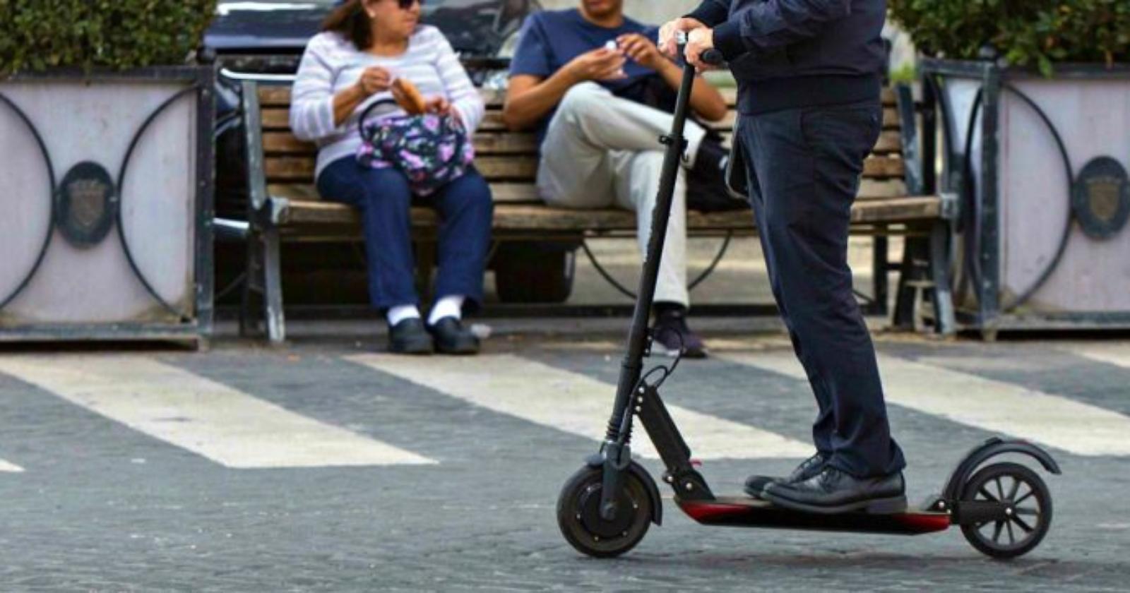 foggia, muore l&rsquo;88enne investito da un 13enne in monopattino: primo decesso in provincia per un incidente di questo tipo