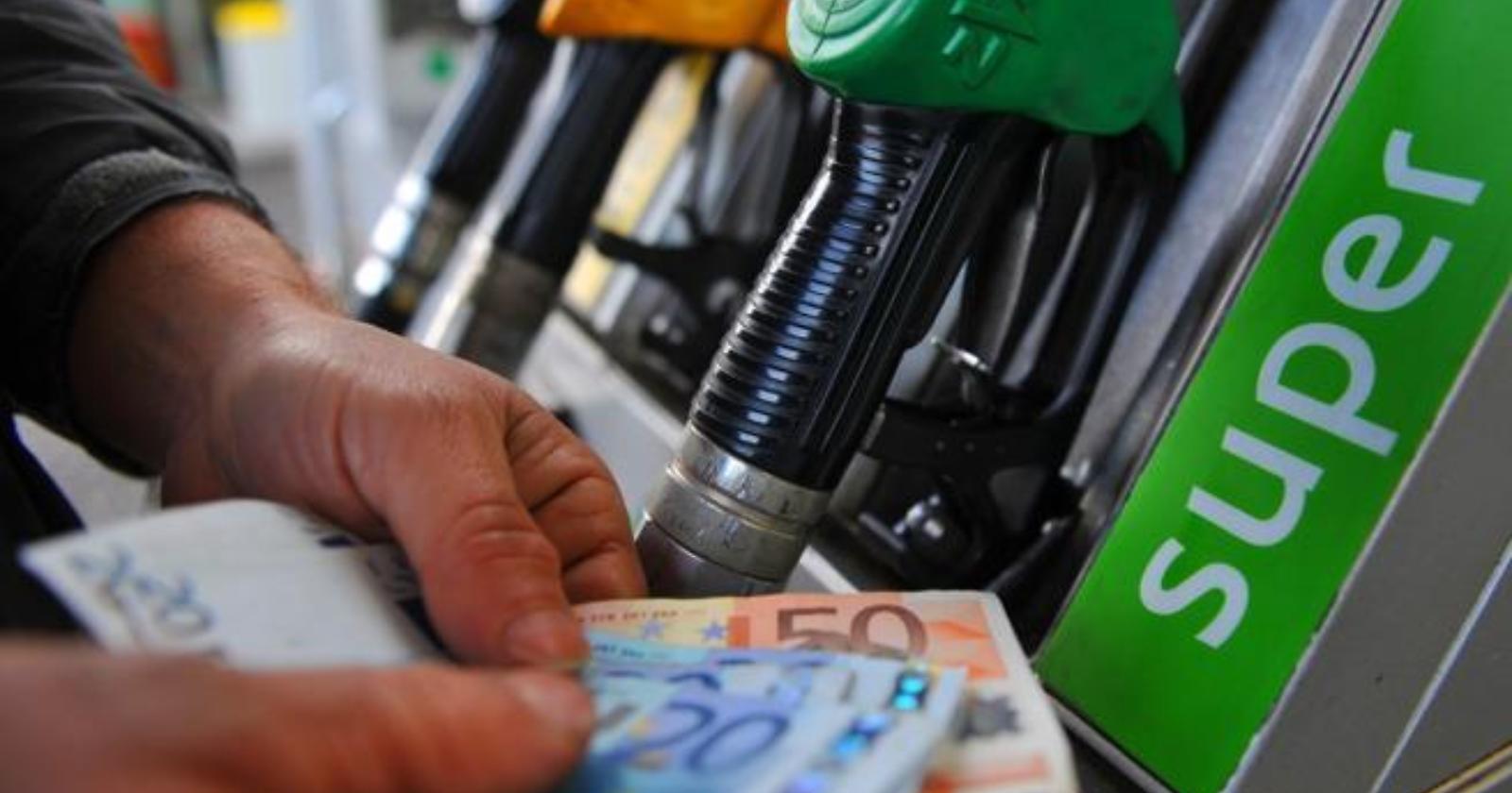 Taglio accise per tre settimane: perch&eacute; Adoc chiede riforme strutturali contro il caro carburanti