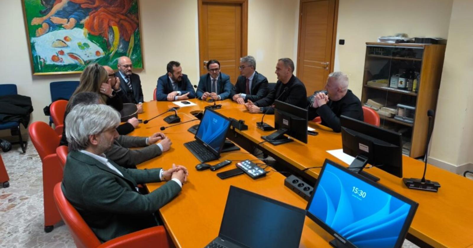 Basilicata, primo Accordo di Programma per la viabilit&agrave; delle aree interne, Pepe: &ldquo;Ogni euro investito deve produrre miglioramenti concreti&rdquo;