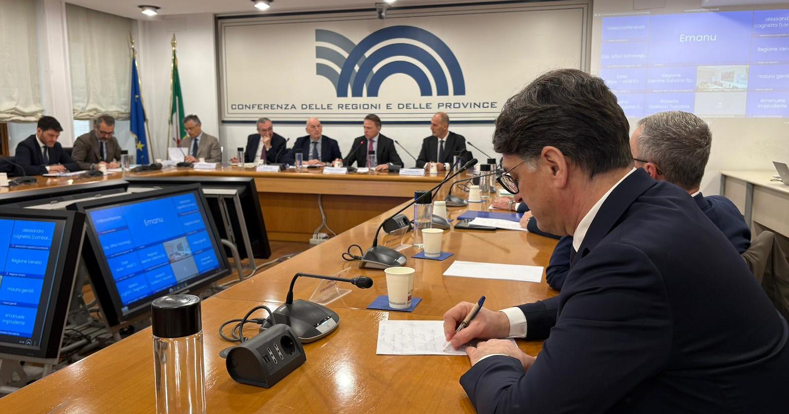 Agricoltura, Cicala: &ldquo;Difendere il reddito delle imprese significa difendere i territori&rdquo;