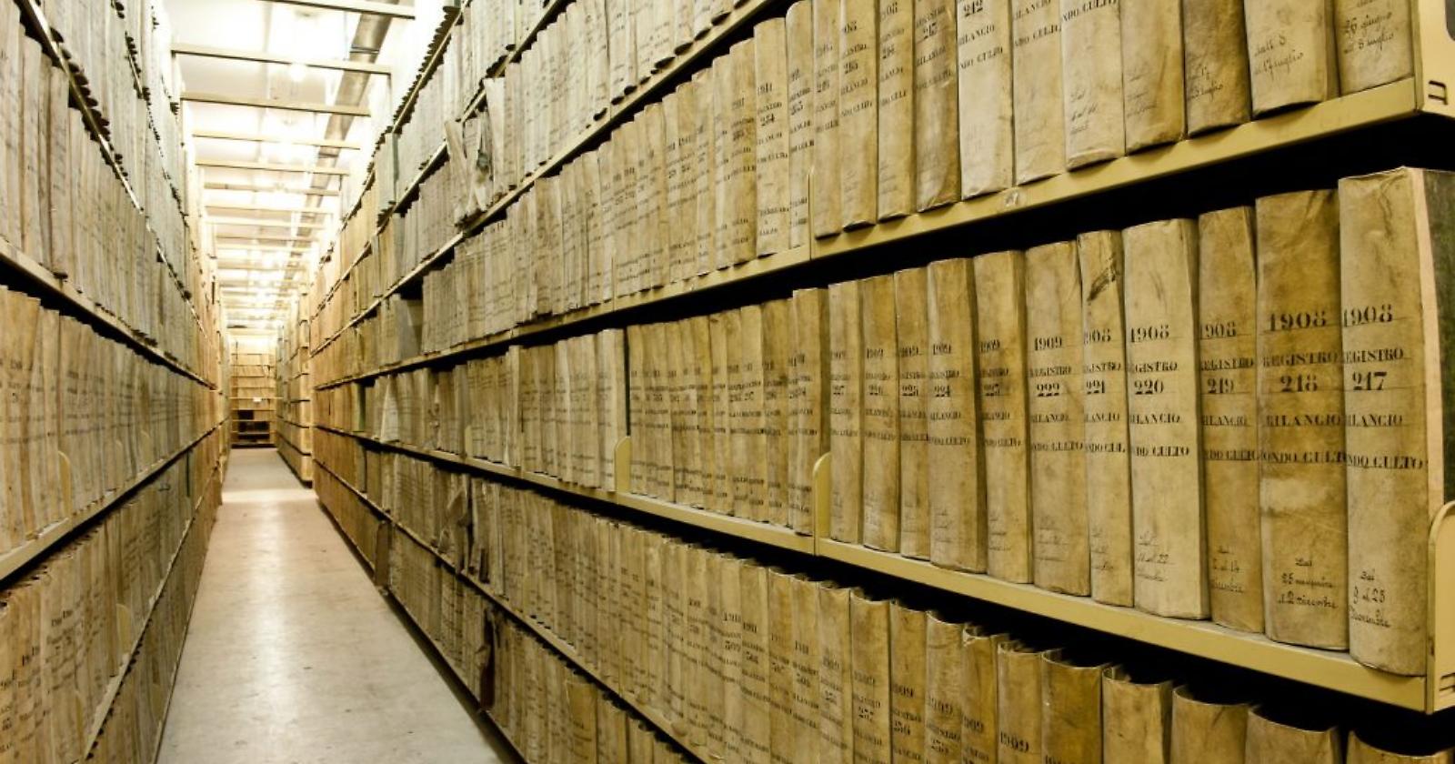 Restaurati i fascicoli del 1861 sui moti insurrezionali: operazione Art Bonus in Basilicata