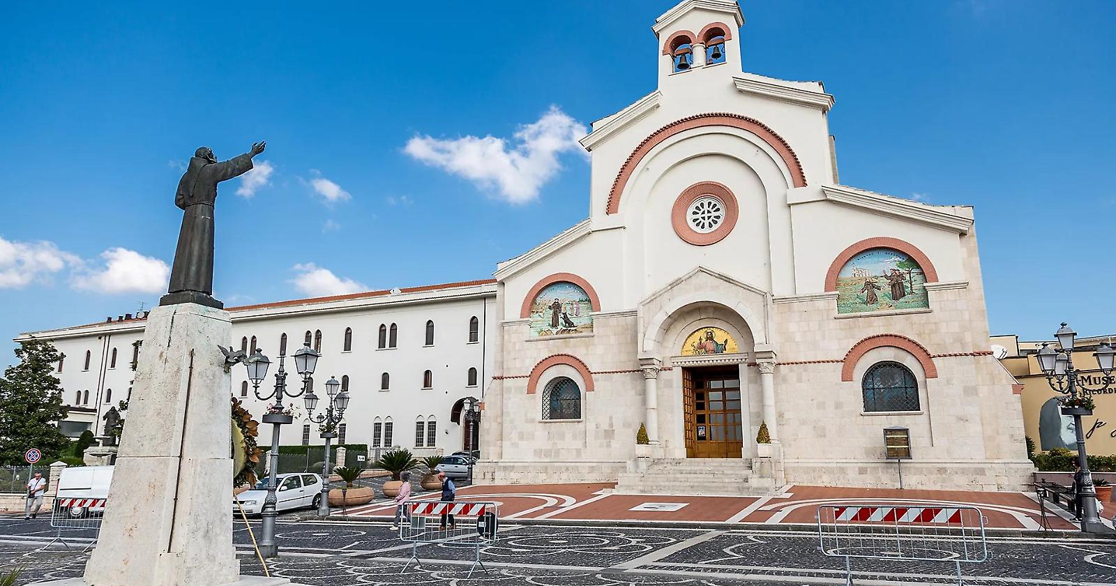 Pietrelcina attrae pi&ugrave; turisti di San Giovanni Rotondo:  in 20mila alla Pasquetta per Padre Pio