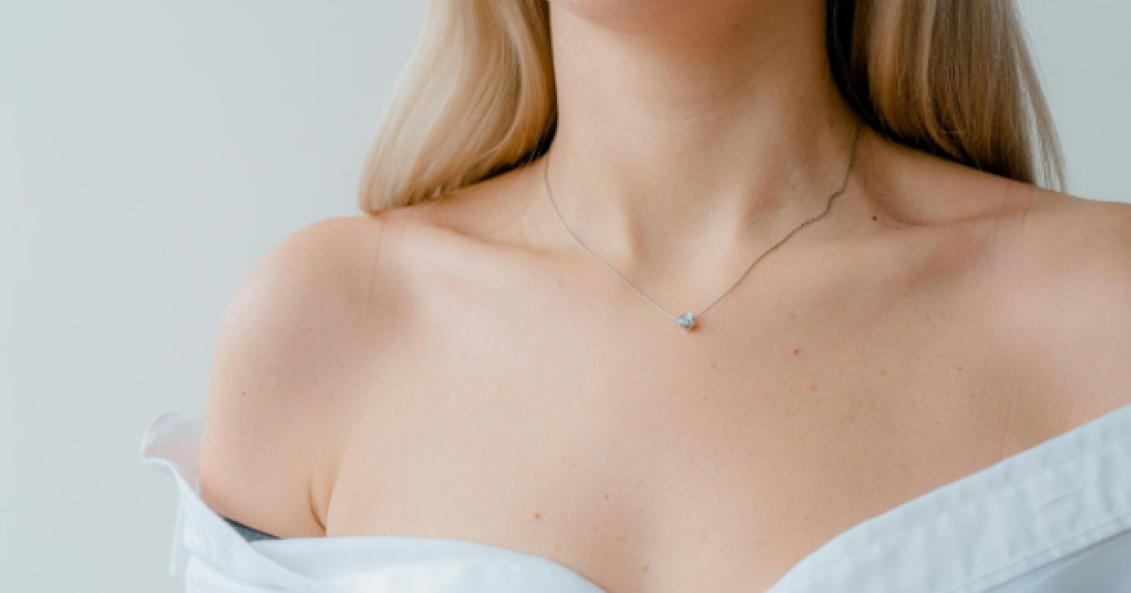 Accessori senza tempo: quali gioielli non passano mai di moda