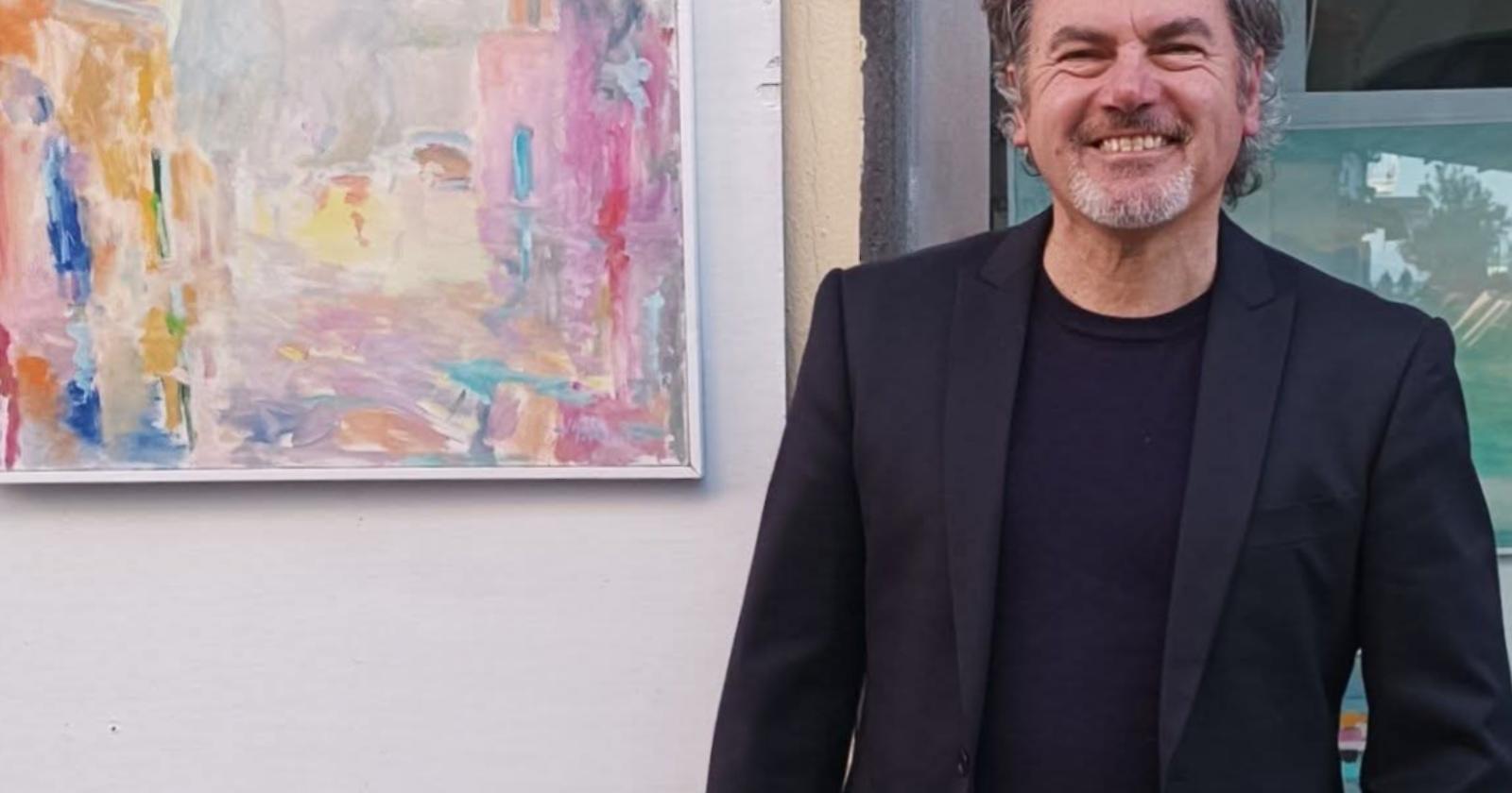 Il tempo sospeso di Massimo Venia dove il colore si fa etica della visione