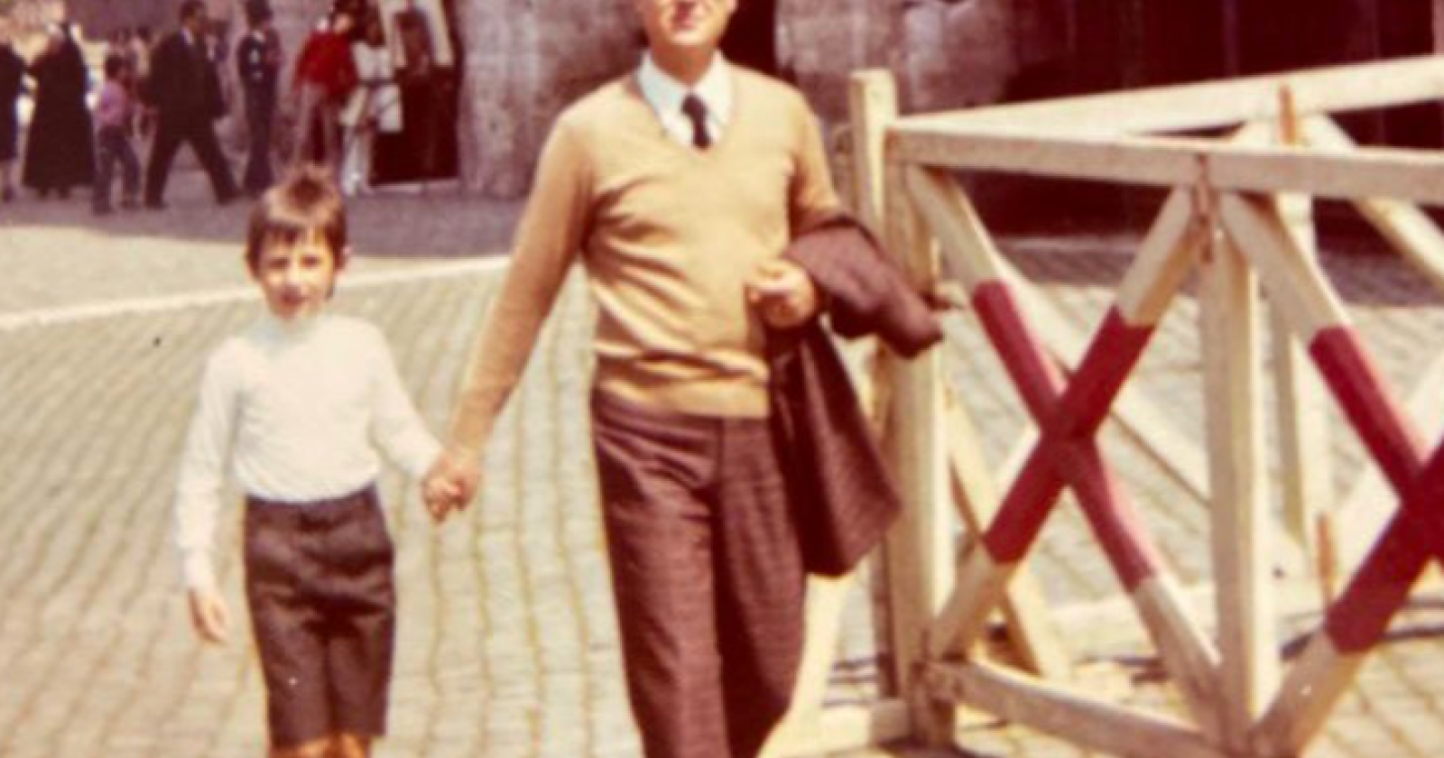 Tutto il modo politico vicino a Conte per la scomparsa del padre Nicola
