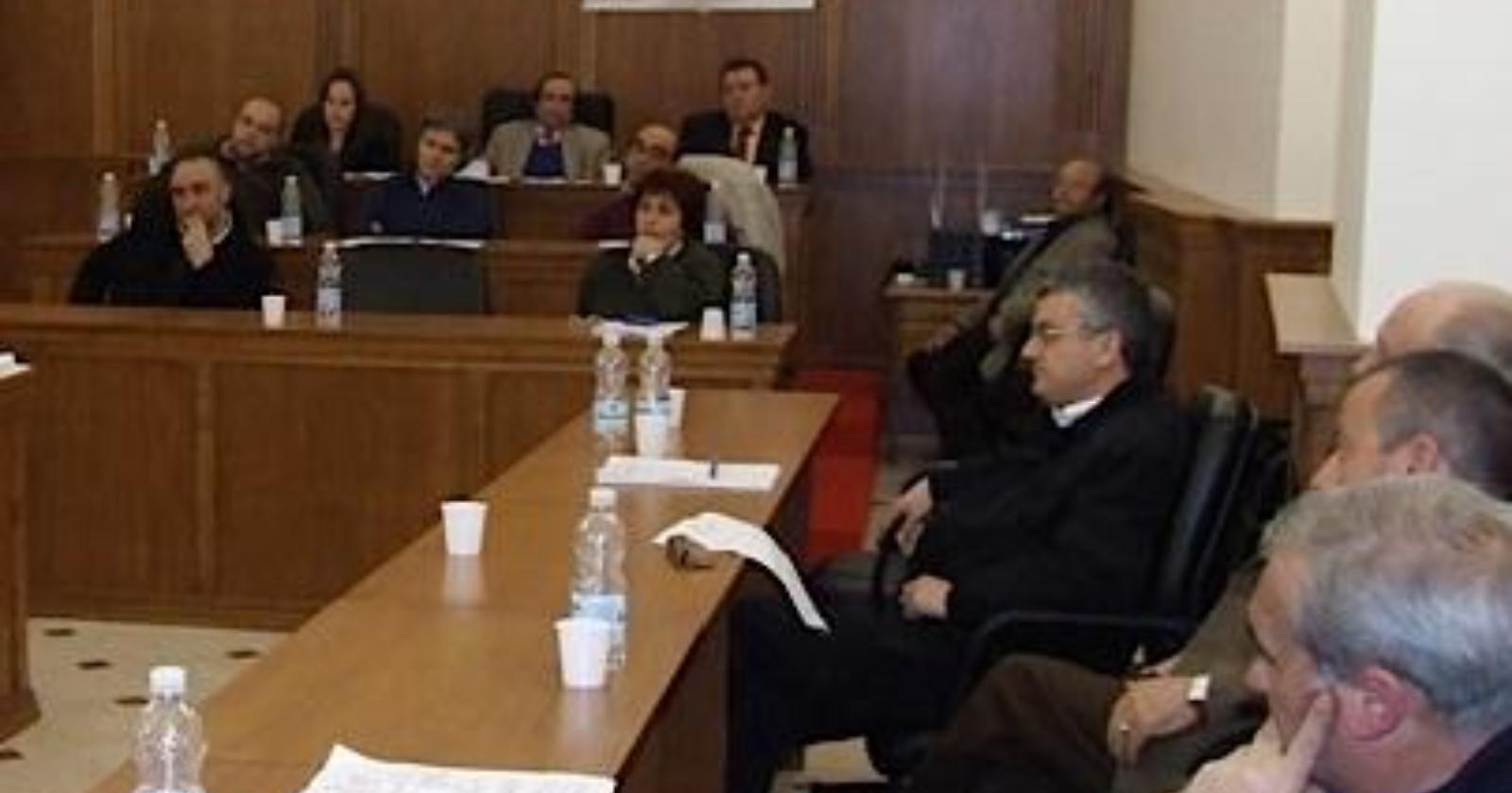 Il sindaco Rolla e i consiglieri comunali della sua amministrazione coinvolti nell'inchiesta