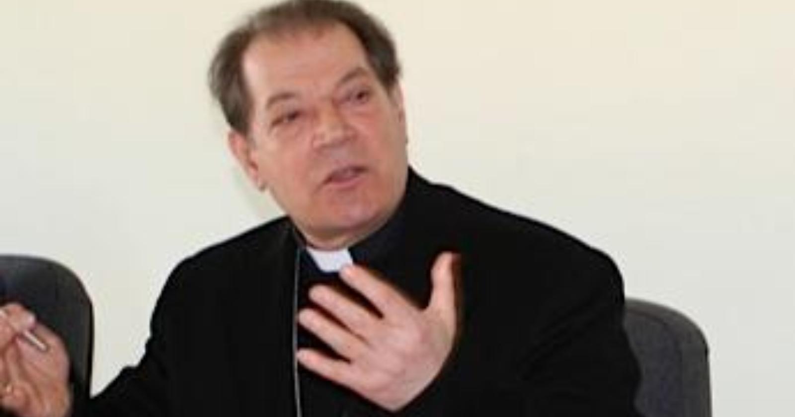 Negozi aperti? «Ma la domenica no!». La battaglia della Chiesa di Cerignola