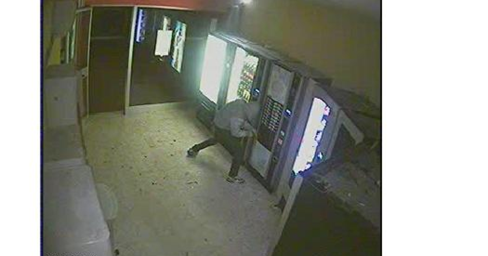Manfredonia: arrestato il ladro dei distributori di bibite