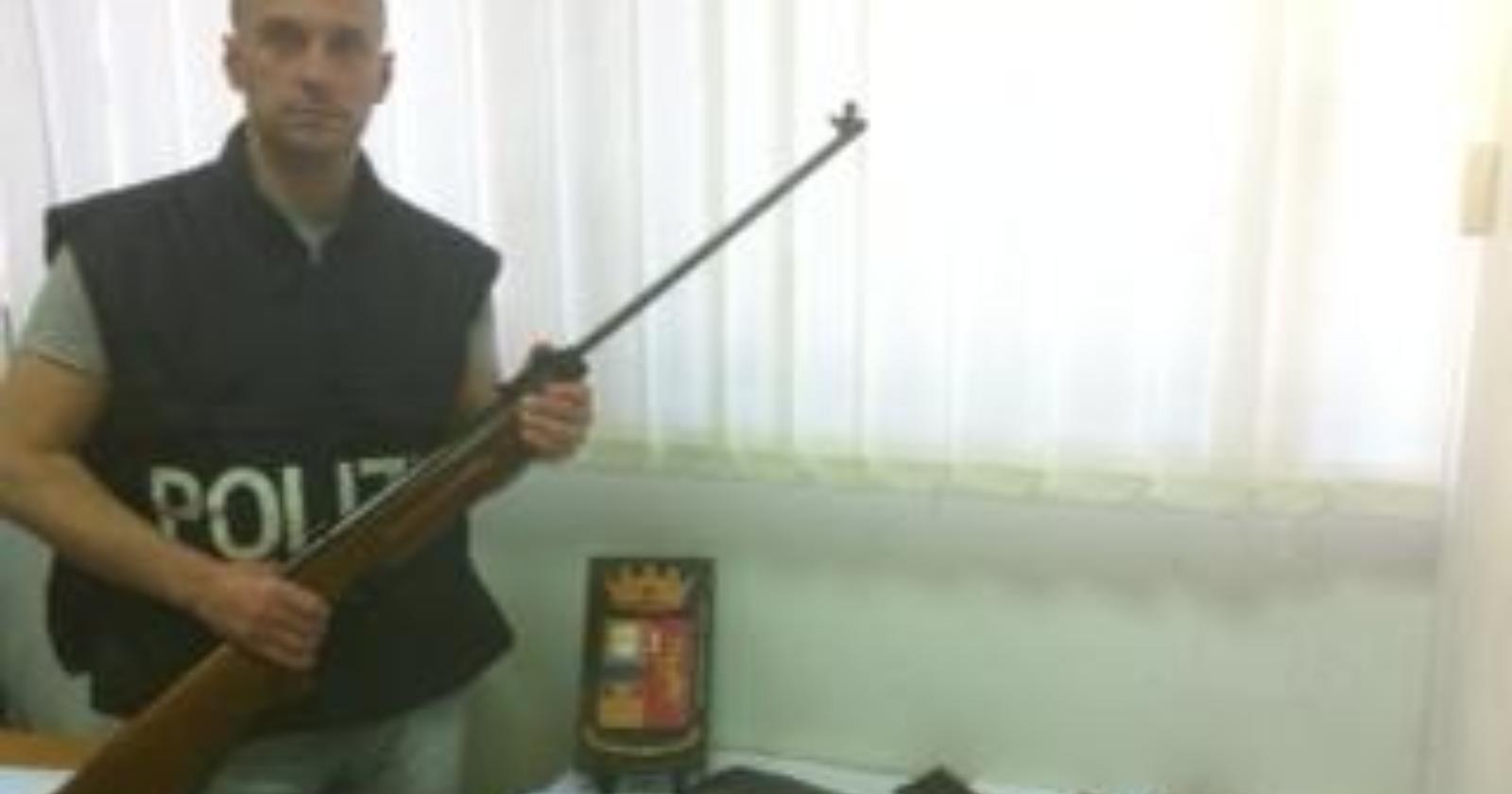 Droga: arrestato il pusher del quartiere Cep