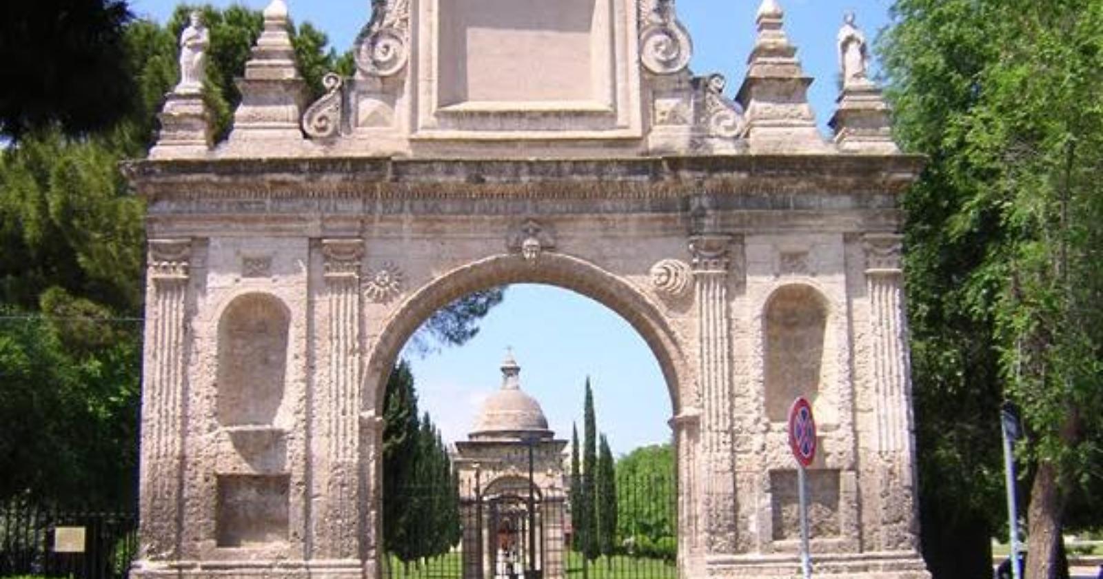 Furto nella notte alla Chiesa delle Croci
