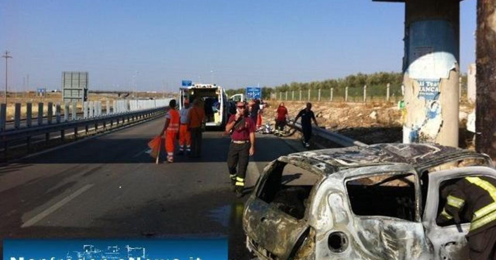 Finisce fuori strada con l'auto, perde la vita tra le fiamme del veicolo