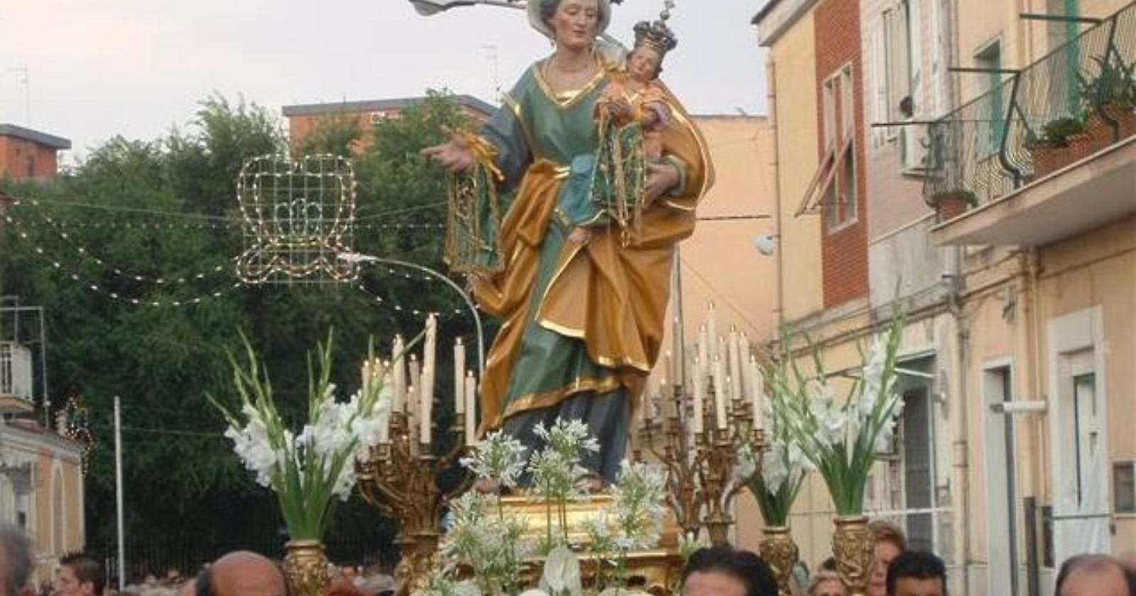 Oggi, 26 Luglio, è Sant'Anna: a Foggia una delle feste più sentite del Mezzogiorno d'Italia, tra ciammaruchelle e pizze fritte
