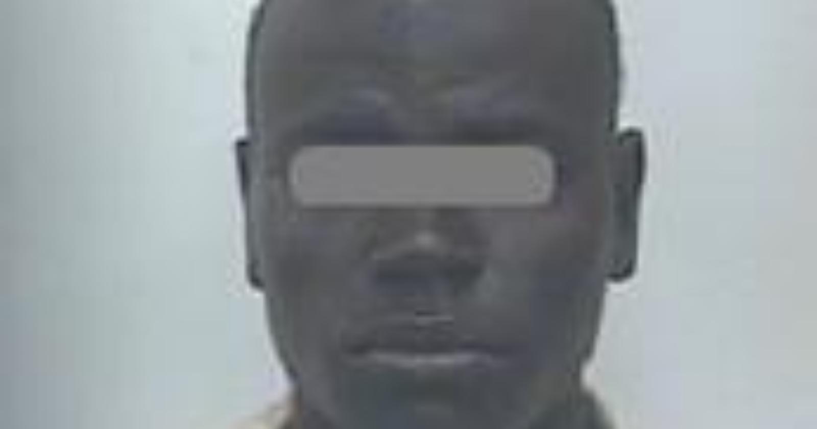 Strangola nigeriana per un crocifisso: malese resta in carcere