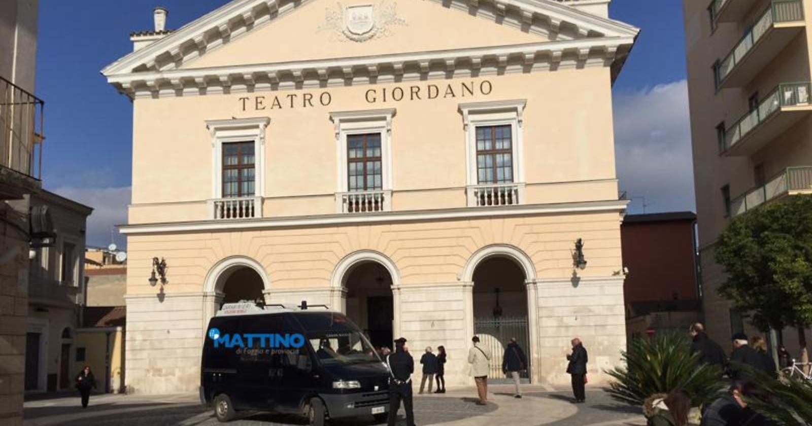 I supereroi del Teatro Giordano per la determina lampo del portale web