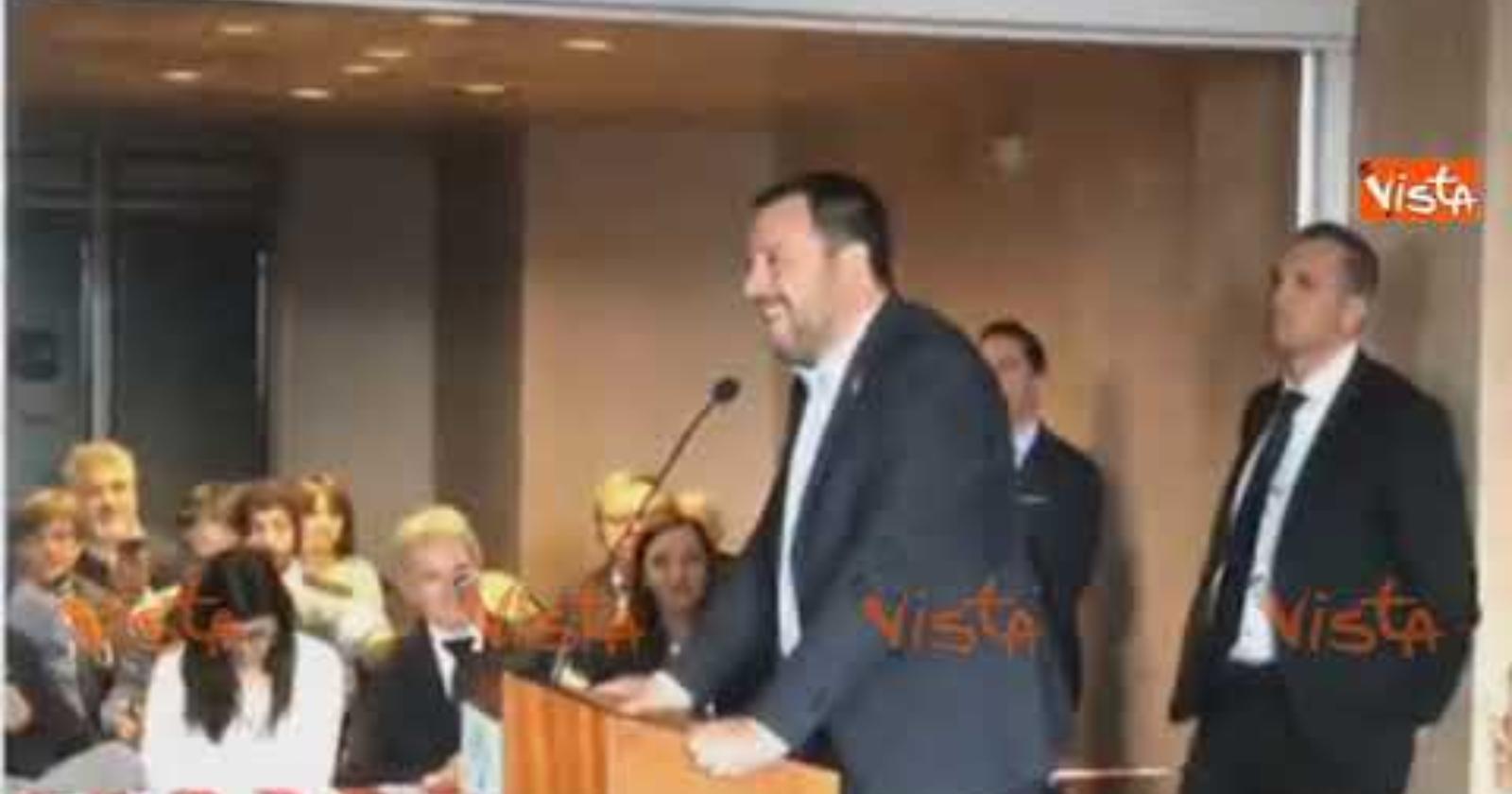 Salvini a Potenza per spingere la coalizione: «Mandare a casa la dinastia Pittella, sarà un referendum»