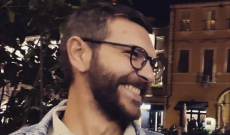 Vincenzo Bizzarri racconta a fumetti i suoi "Nemici del popolo"