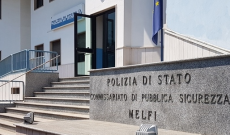 Minaccia la madre e aggredisce la Polizia: arrestato a Melfi