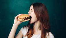 Le "schifezze" che mangiamo si pappano il cervello