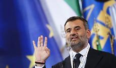 Il 7 gennaio la proclamazione in Puglia di Decaro presidente che non fa gli auguri a tutti