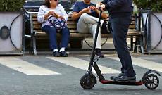 Foggia, muore l&rsquo;88enne investito da un 13enne in monopattino: primo decesso in provincia per un incidente di questo tipo