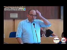 Manfredonia, Riccardi gioca la carta delle dimissioni. M5S: «Giostra di poltrone»