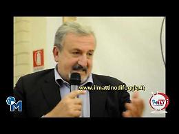 Emiliano: «I 5 Stelle mi fanno pena. Il Contratto di Conte è un'ipotesi»