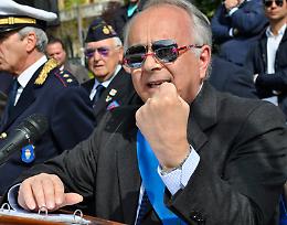 Tonino serra i pugni: alla Provincia non ci torna. Ma per Billa...