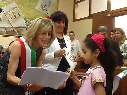50 bambini immigrati ora sono cittadini onorari di Orta Nova